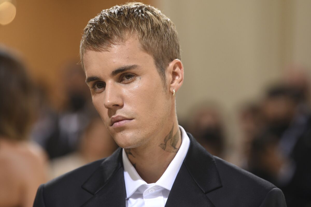 Handm Scraps Justin Bieber Merch That He Dismissed As Trash Los 