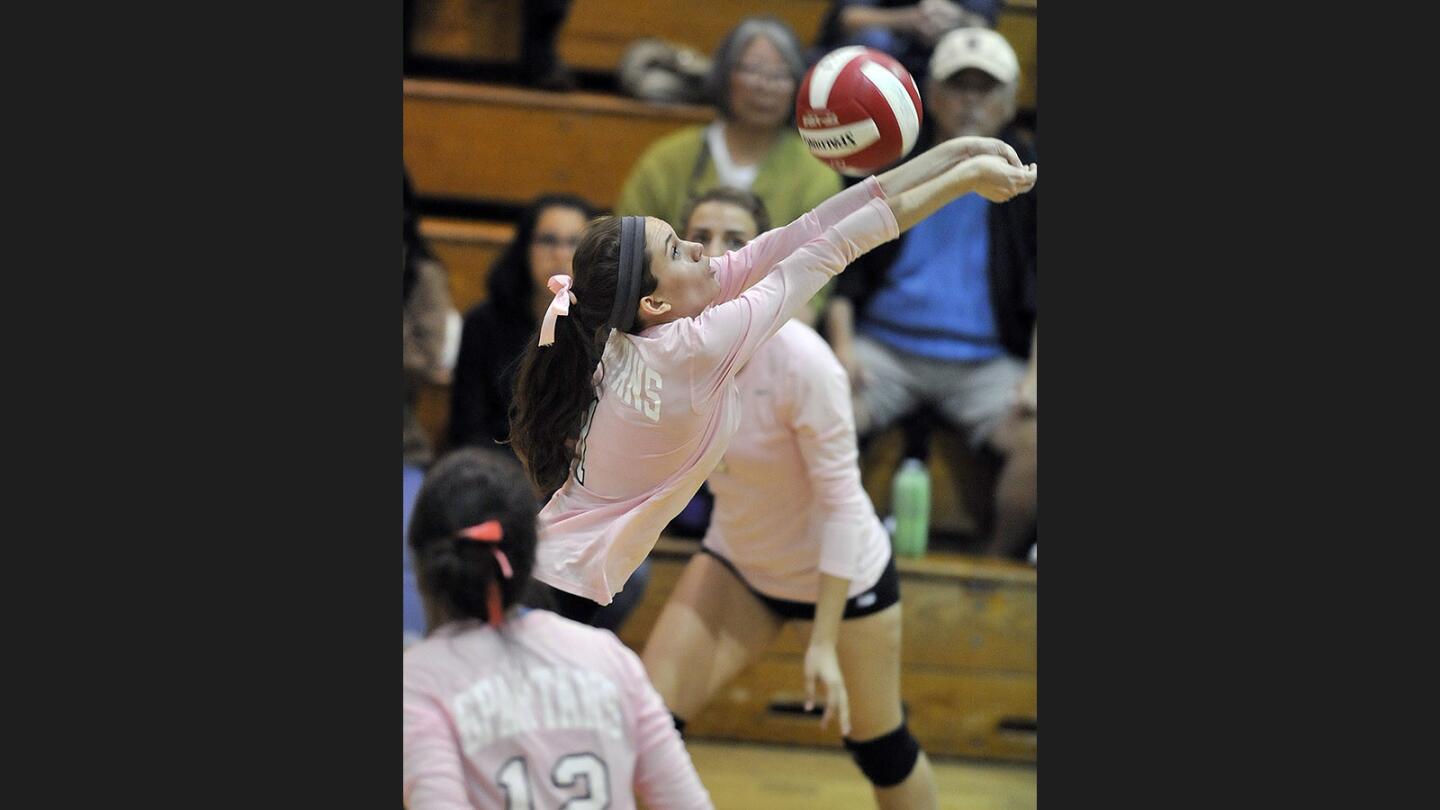 Photo Gallery: La Cañada vs. South Pasadena in Rio Hondo League girls' volleyball