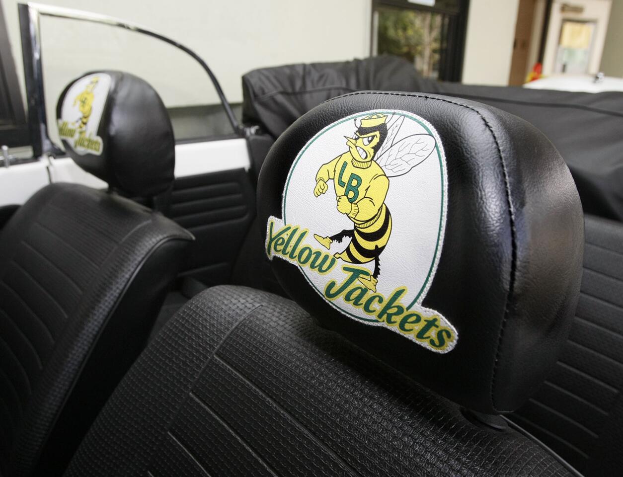 Photo Gallery: Burbank Middle School restores '79 VW beetle