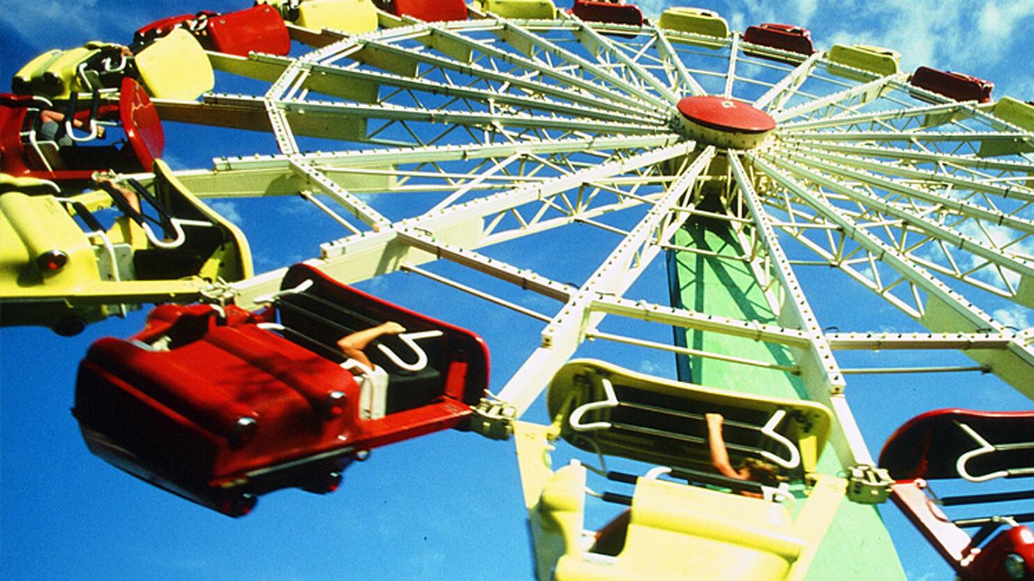 centrifugal force ride