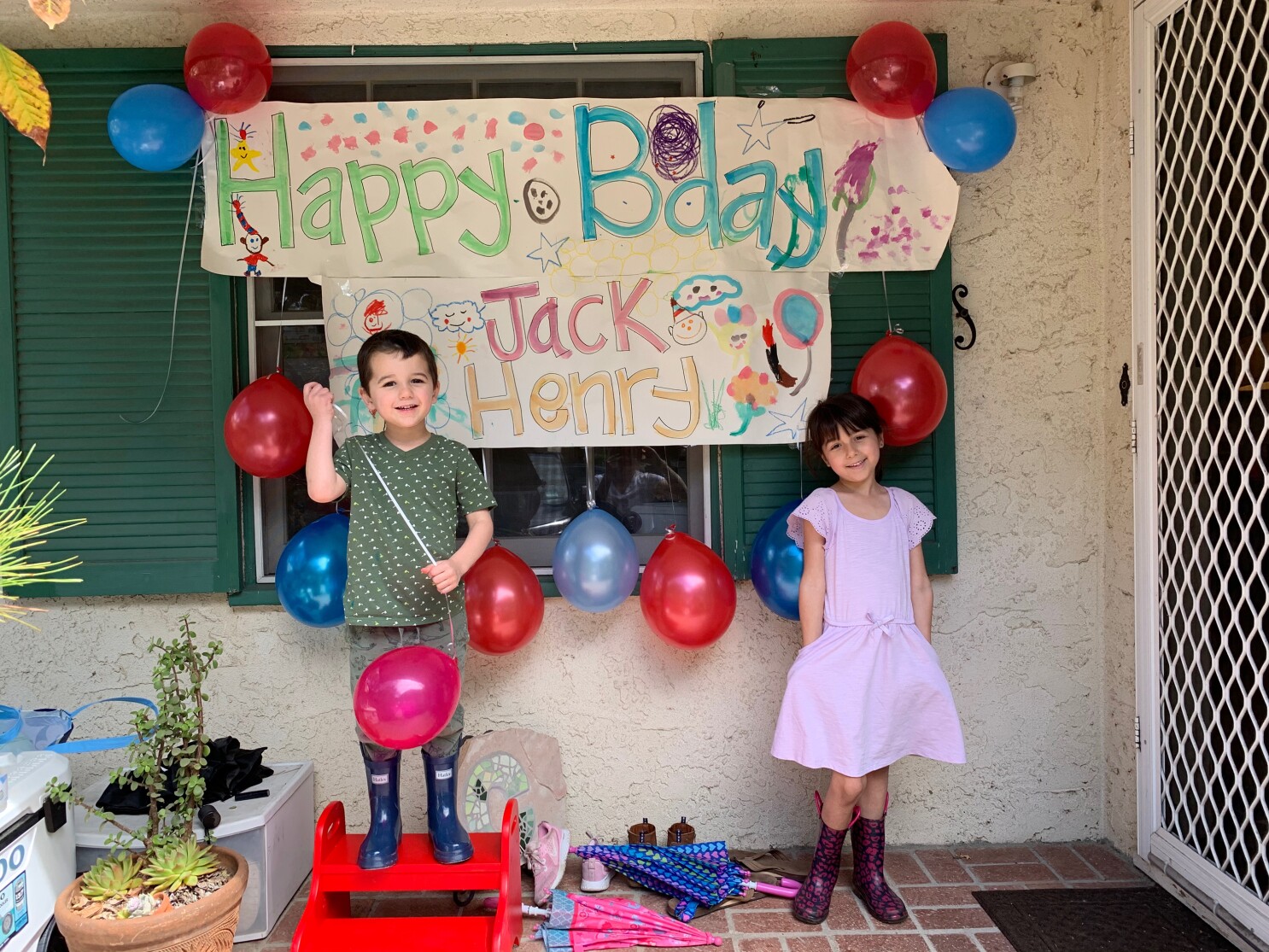 Coronavirus Stole His Birthday Party Mom Came To The Rescue Los Angeles Times