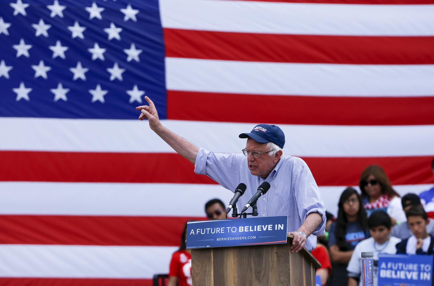 Sanders campaign barnstorms the Southland