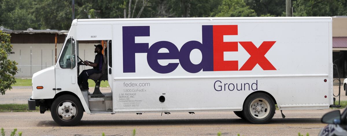 FedEx Ground package van