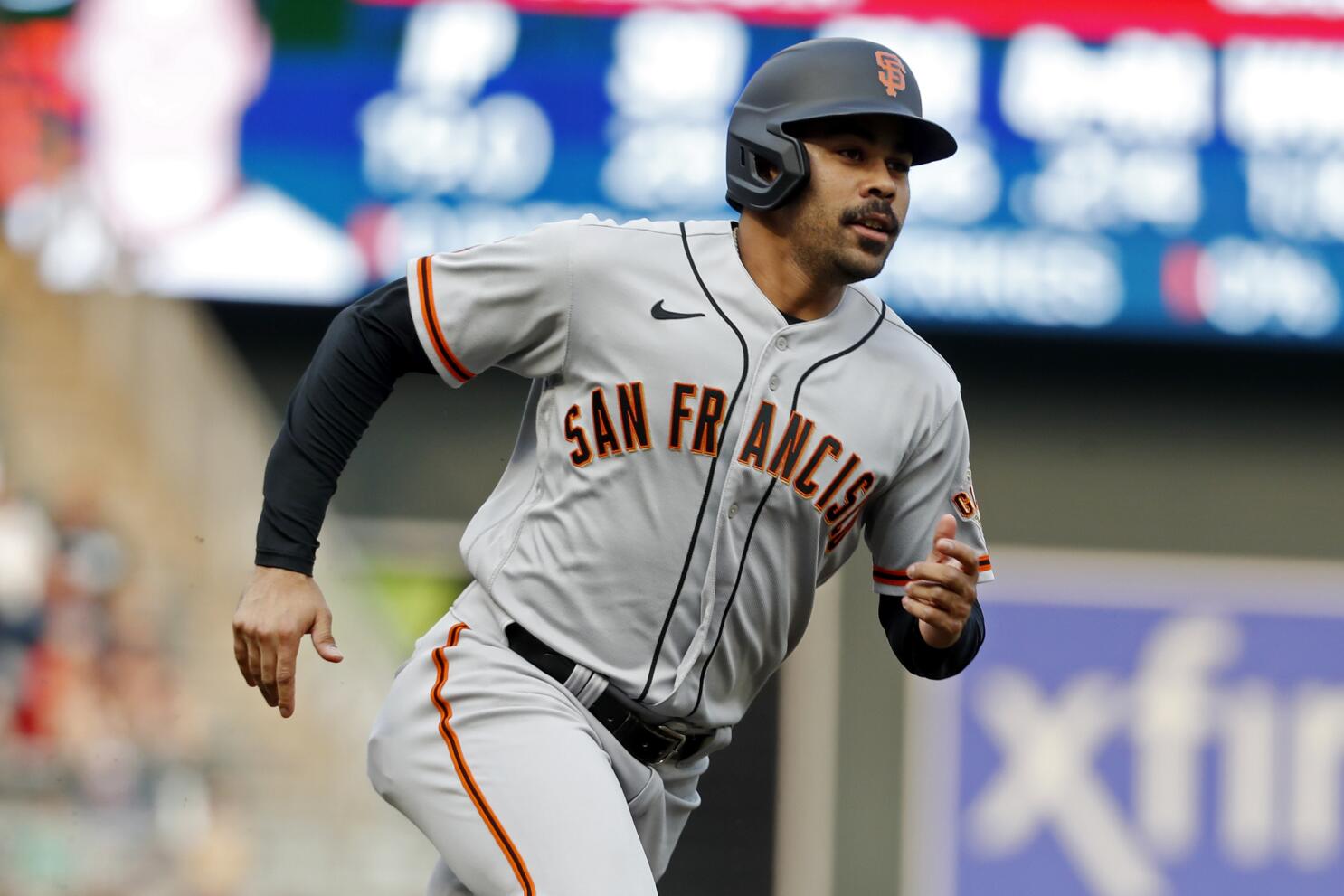Conforto's 3-run homer in 4-run 1st leads Giants over Twins 4-1