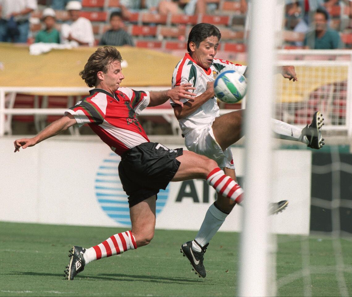 2. Jorge Campos, LA Galaxy (1996-1997)