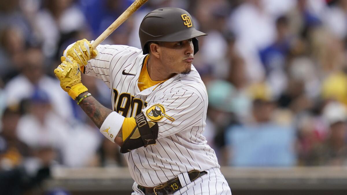 Padres 3B Manny Machado extension 'top priority' - Gaslamp Ball