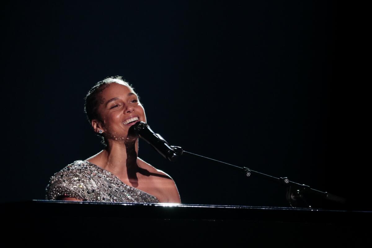 Alicia Keys performs at the 62nd Grammy Awards