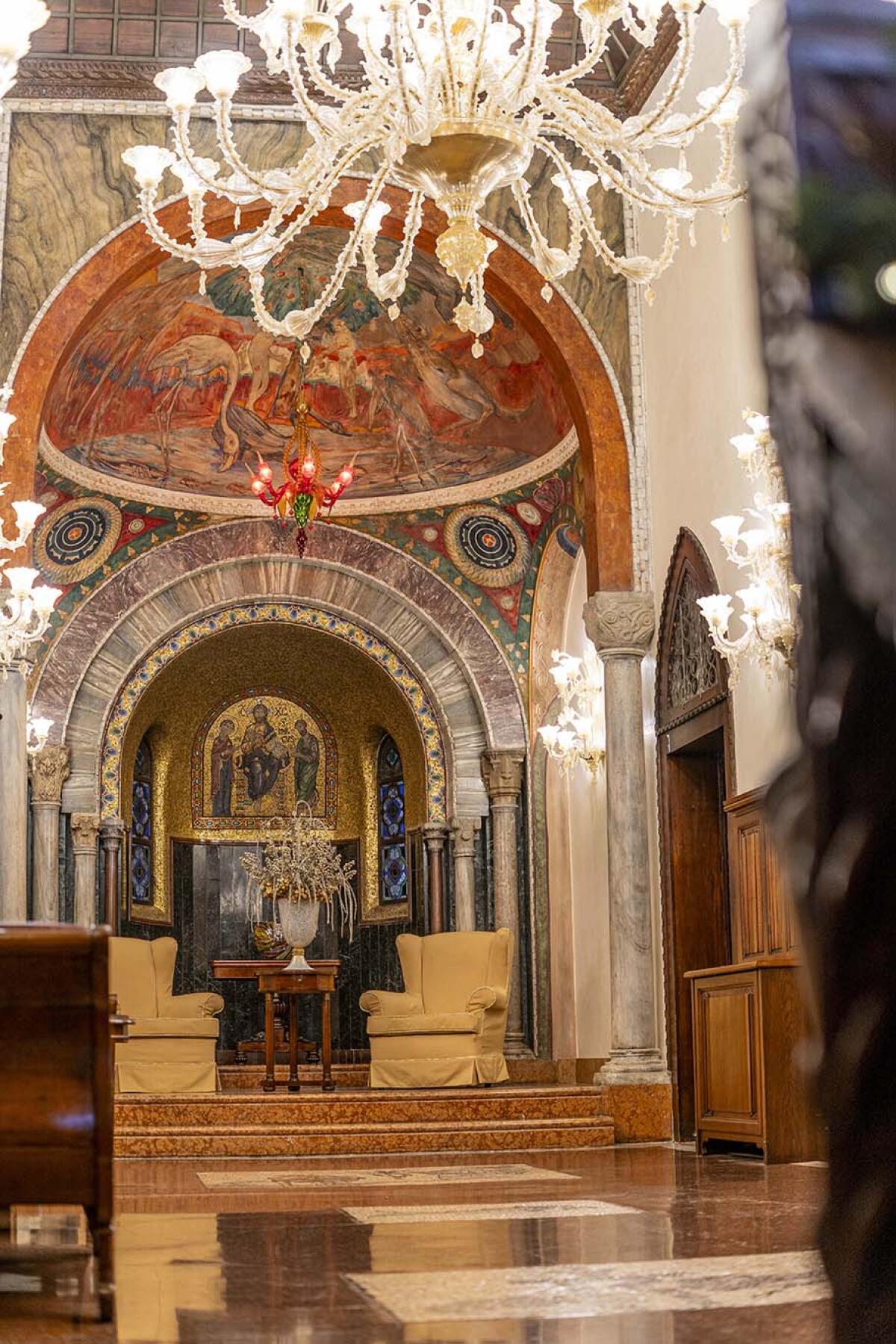 The chapel at Palazzo Stern