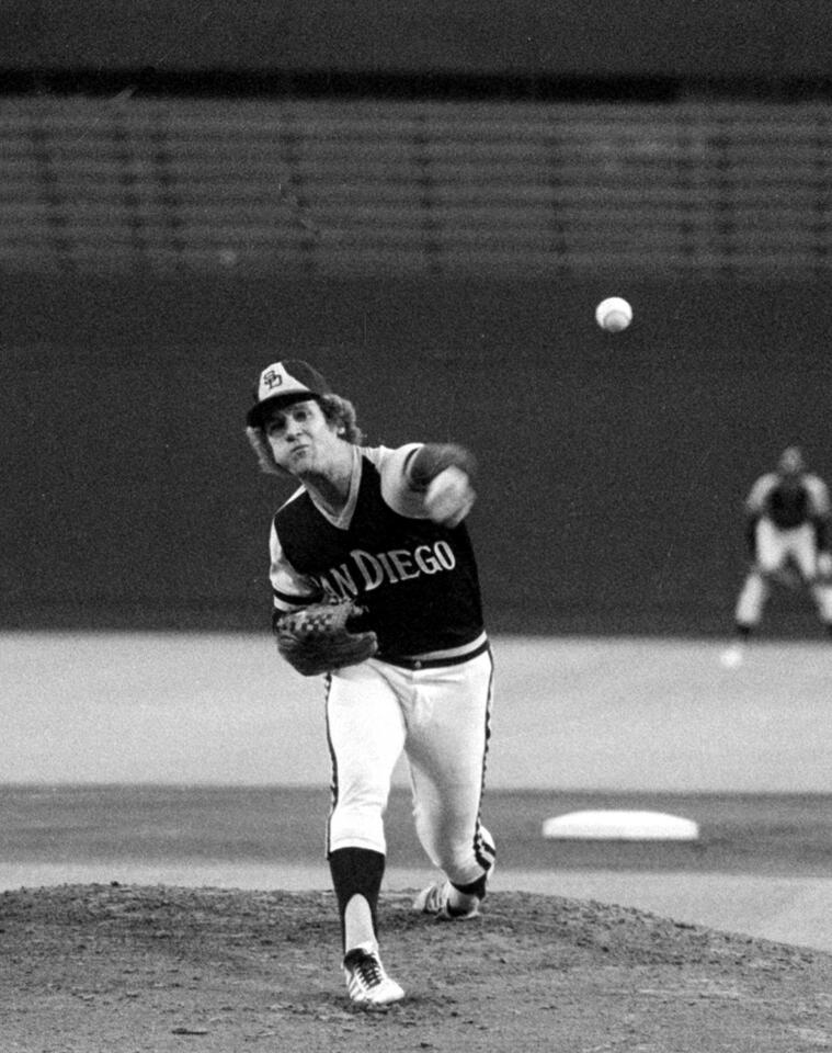 Padres wore brown tops on the road from 1976–1984