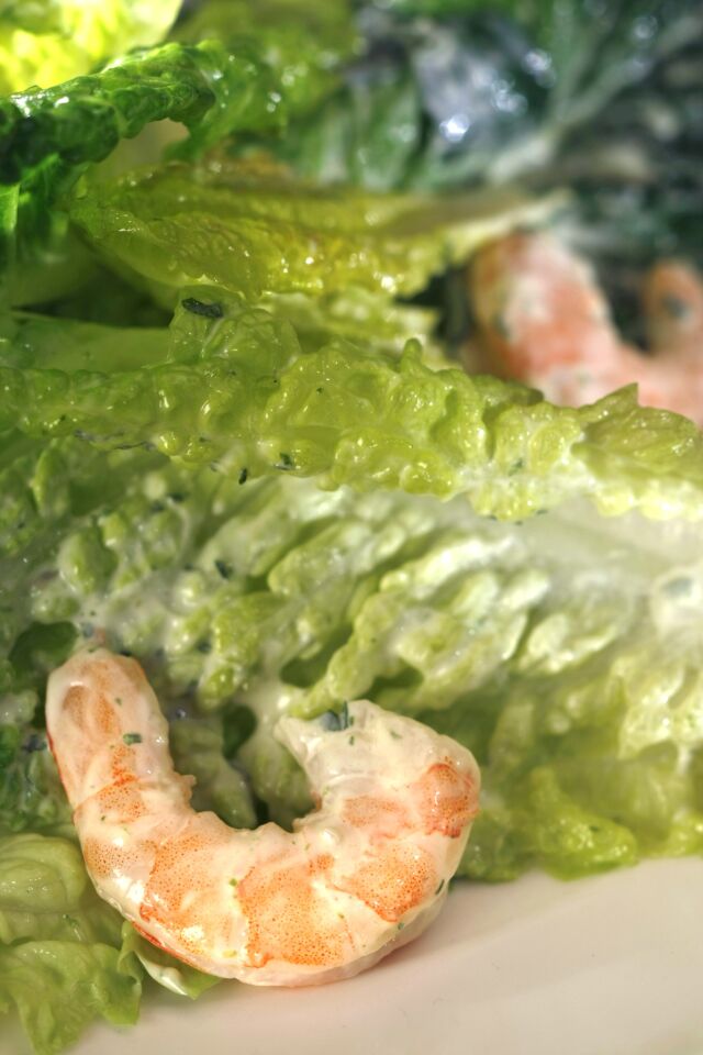 Rich with bright flavors, this salad comes together in only 20 minutes. Recipe: Romaine salad with shrimp and Green Goddess dressing