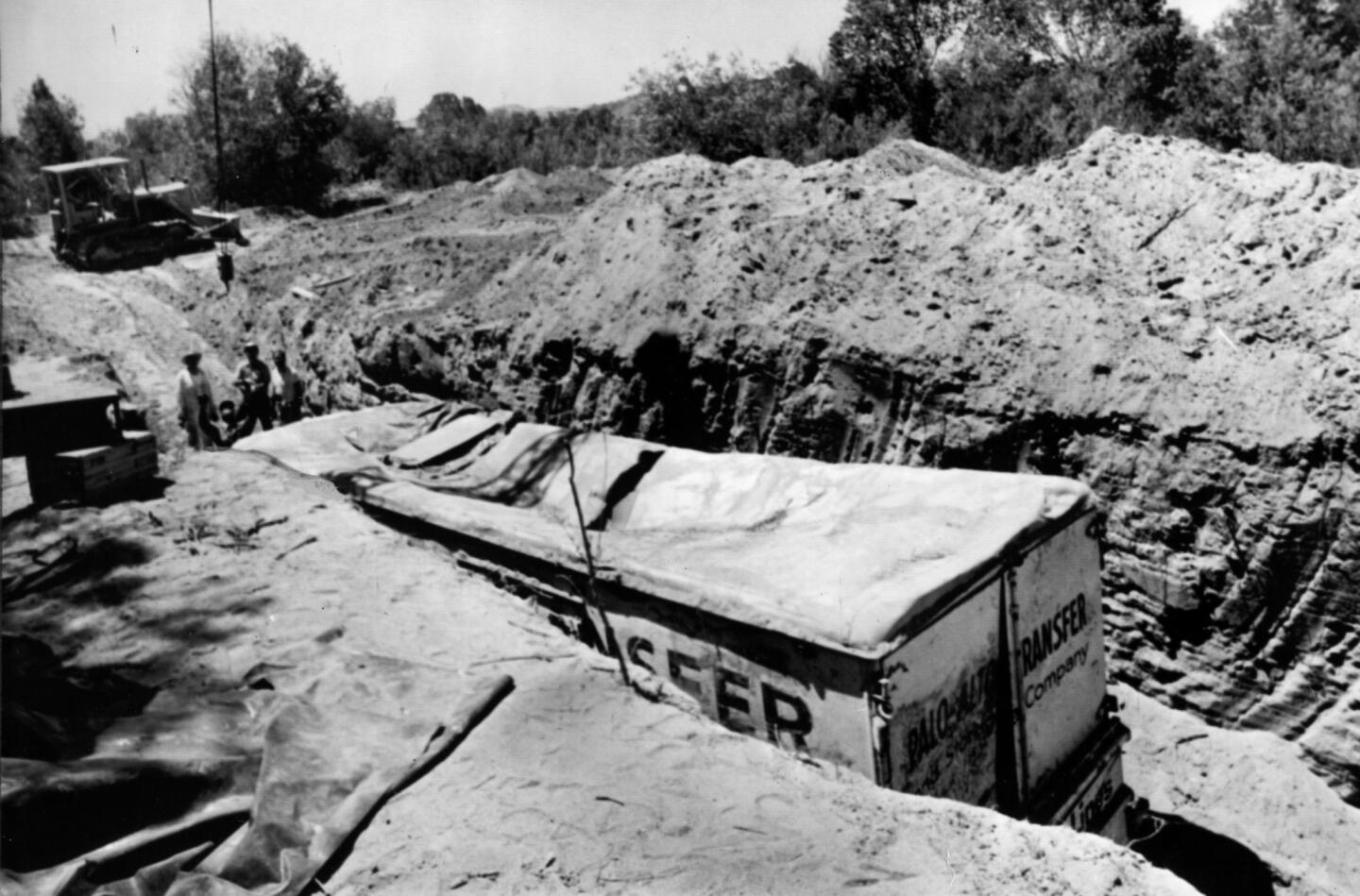 The moving van was buried at the Livermore quarry, about 100 miles from where the hostages had been taken in Chowchilla. This photo was published July 20, 1976.