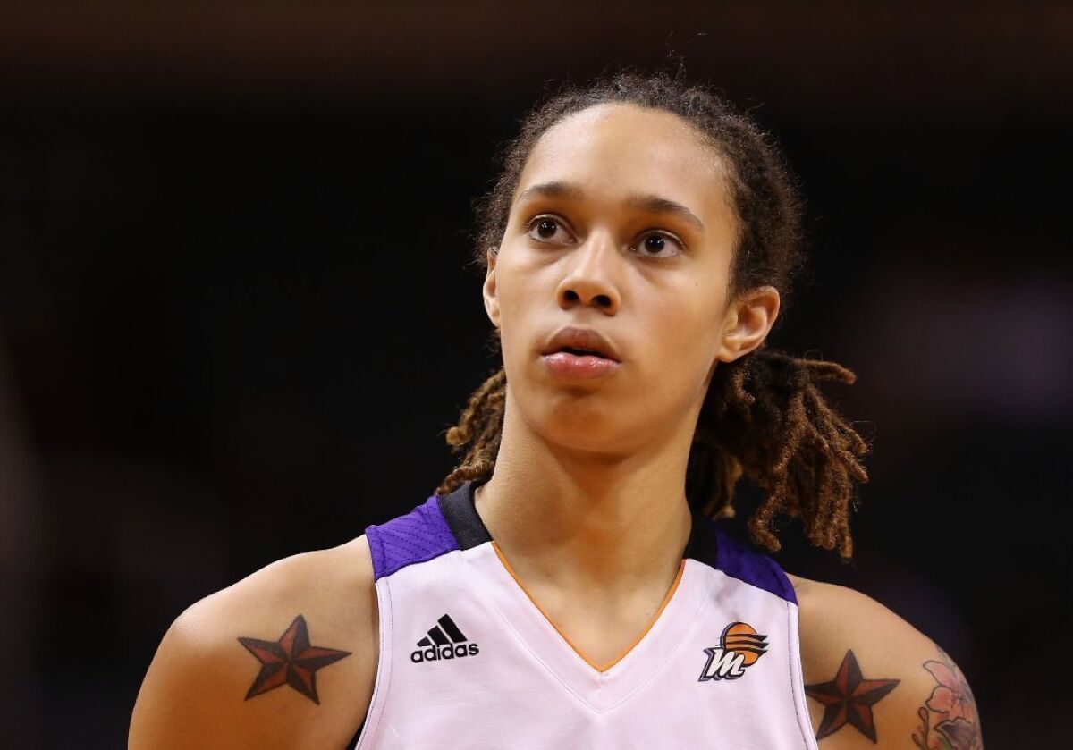 Brittney Griner Says Baylor Asked Her Not To Reveal She Was Gay Los