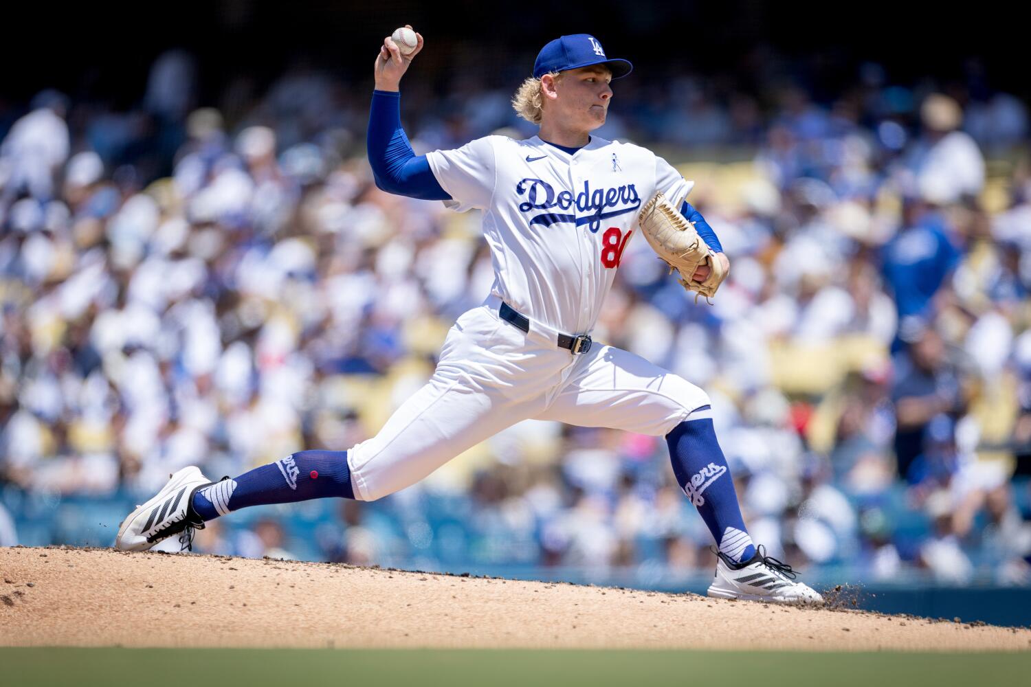 Emmet Sheehan struggles in the haze in Dodgers' first consecutive loss since May