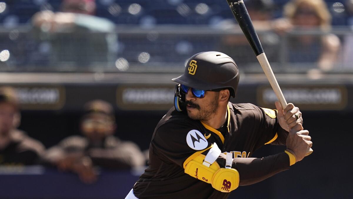 Grisham has 4 RBIs, Padres beat D-backs in Tatis' return – KXAN Austin