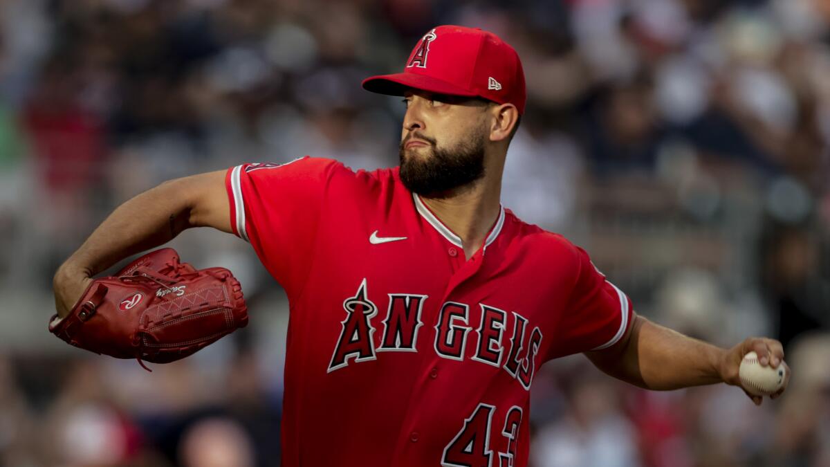 From Breaking Bad to a pitcher for the Giants..What a life!!! : r/SFGiants