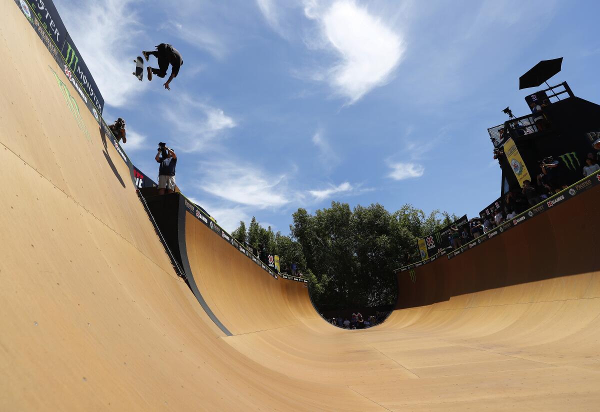 naturlig kontanter Lære Vista residents who want to build backyard skateboard ramps will now need a  permits - The San Diego Union-Tribune
