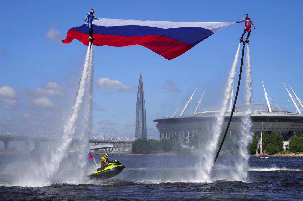 Russia celebrates National Flag Day today