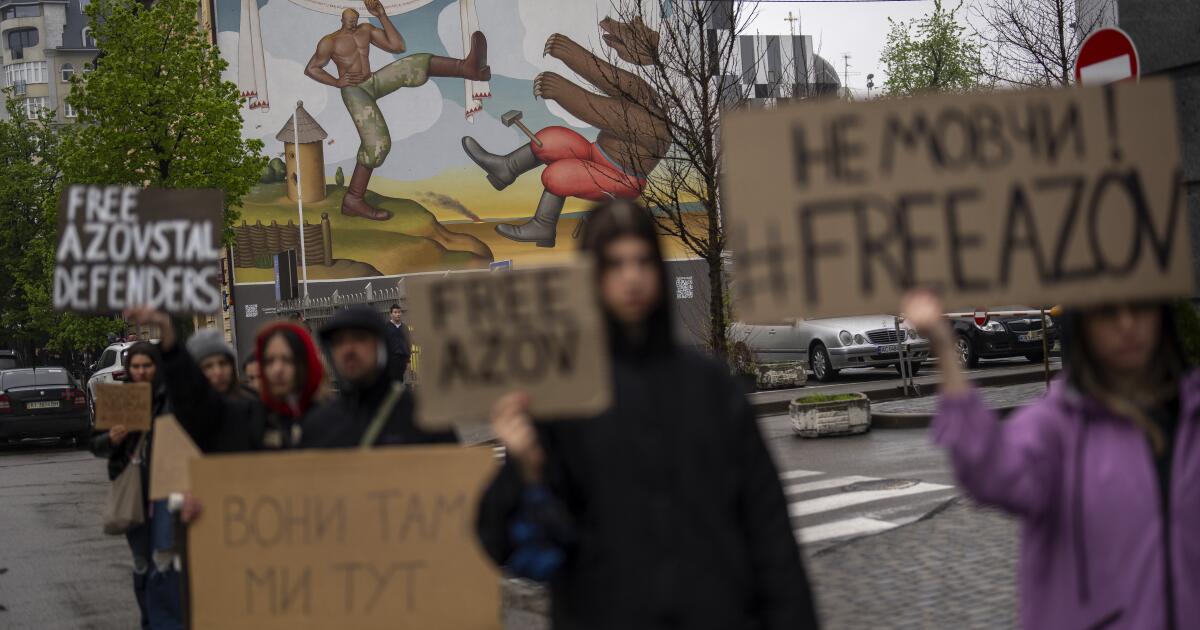 In Ukraine, relief and rejoicing over U.S. aid vote In Ukraine, relief and rejoicing over U.S. aid vote