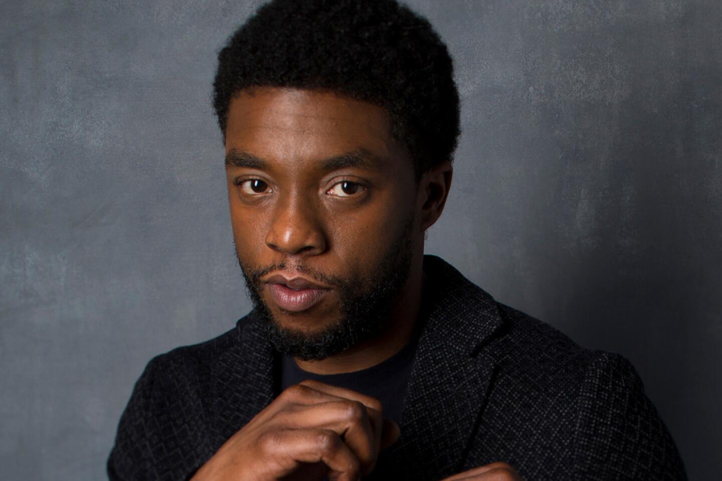 42 Star Chadwick Boseman on Playing Jackie Robinson, Copying His Baseball  Moves, and Being Stood Up by the President