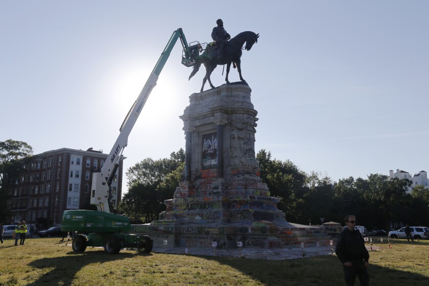 Statue of Robert E. Lee in Richmond, Va.