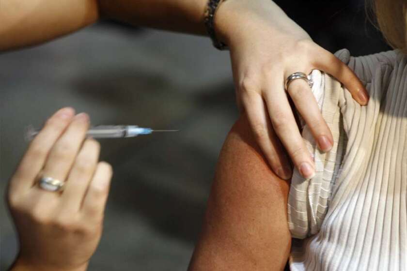 El año pasado, se administraron 2,170 vacunas gratuitas contra la gripe en el condado.