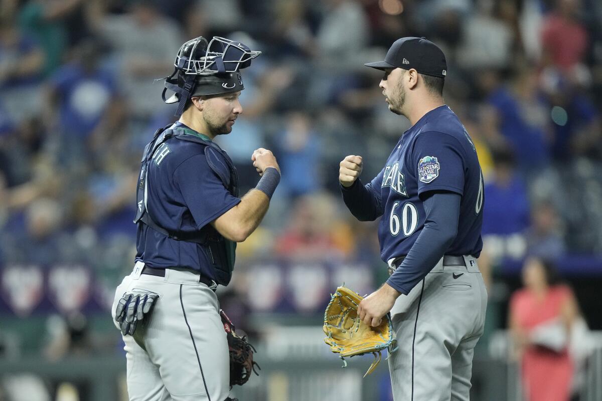France's 10th-inning single lifts Mariners over Royals 10-8 after blown  7-run lead - The San Diego Union-Tribune
