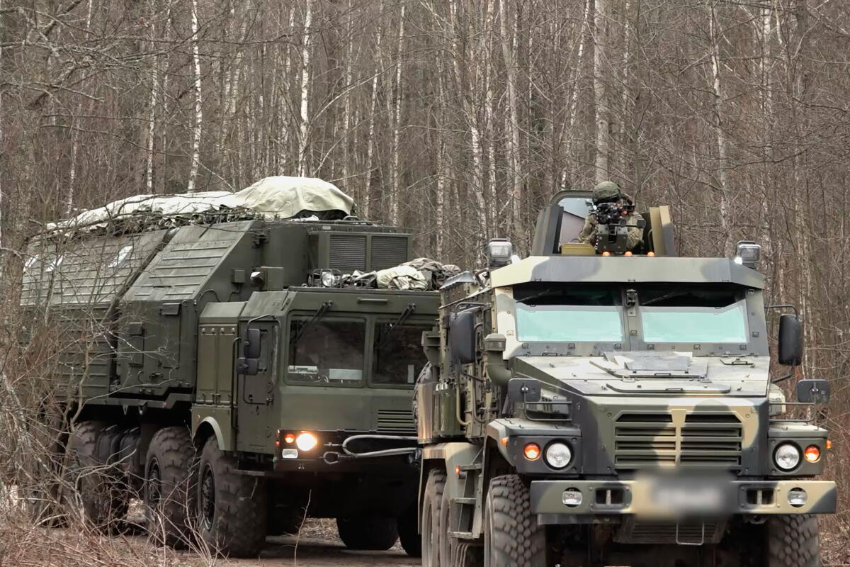 4218 Postcode Russia used its new hypersonic missile again in Ukraine. Here's what to ...