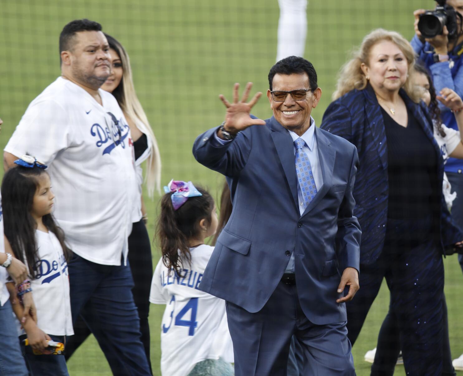Dodgers retire Fernando Valenzuela's No. 34 four decades after