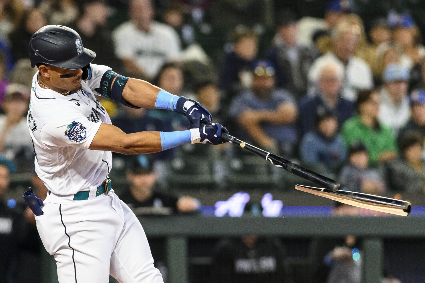 Julio Rodriguez to sign 14-year extension with Seattle Mariners