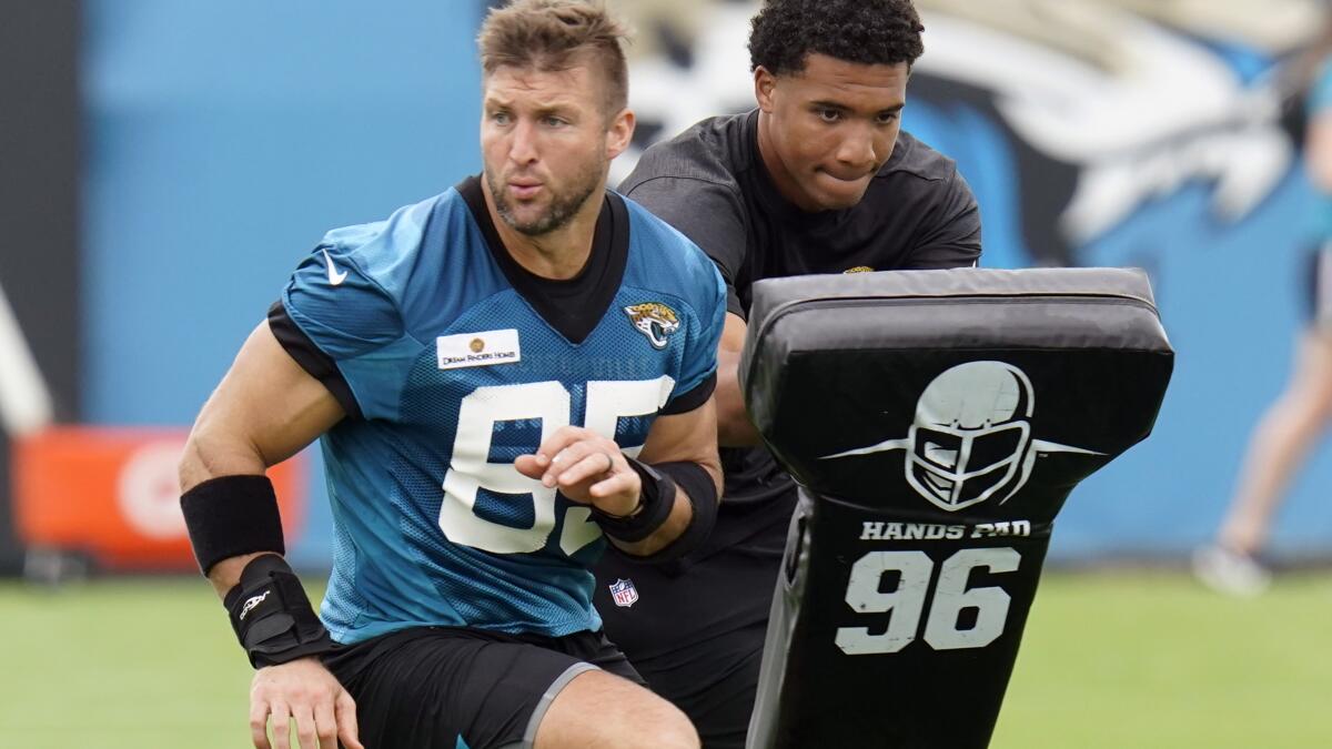 Tim Tebow's comeback story ends with Jaguars cutting him – KXAN Austin