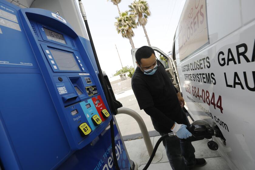 Los Angeles, CA - May 18: Mobil Gas on Wednesday, May 18, 2022 in Los Angeles, CA. Richard Castro fills the tank in the House of Closets work van at $164.58 for 23.5 gallons of gas at the Mobil gasoline station located on Sepulveda Blvd at 77th street in the Westchester neighborhood on Wednesday May 18, 2022. "We have to do it to work" he said. The average price of a gallon of self-serve regular gasoline in Los Angeles County rose to a record today, increasing to $6.089. The average price has risen for 21 consecutive days. (Al Seib / For The Times)