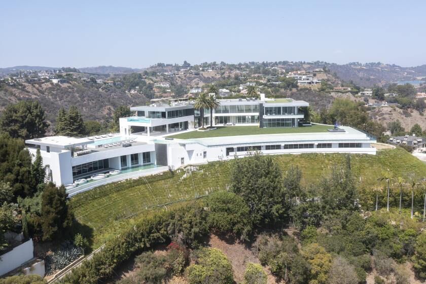 Who is Don Hankey, the L.A. billionaire who helped Donald Trump? - Los ...