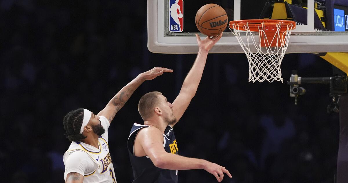New season, same result: Lakers collapse and lose to Nuggets New season, same result: Lakers collapse and lose to Nuggets
