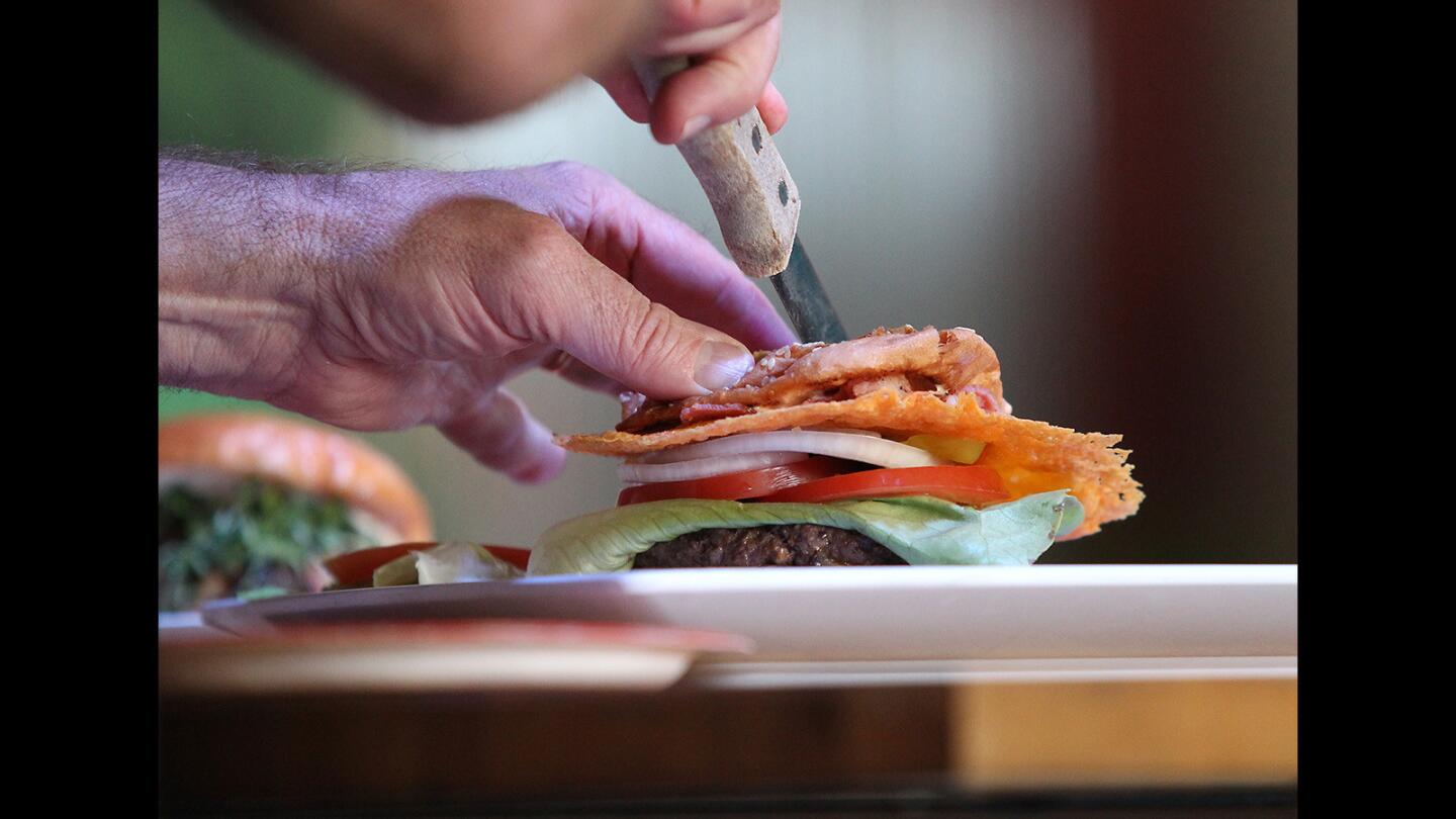 Youth chefs battle for best burger at OC Fair