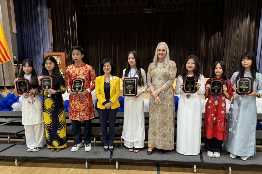 Warner Middle School Vietnamese dual language immersion students received an academic achievement award.