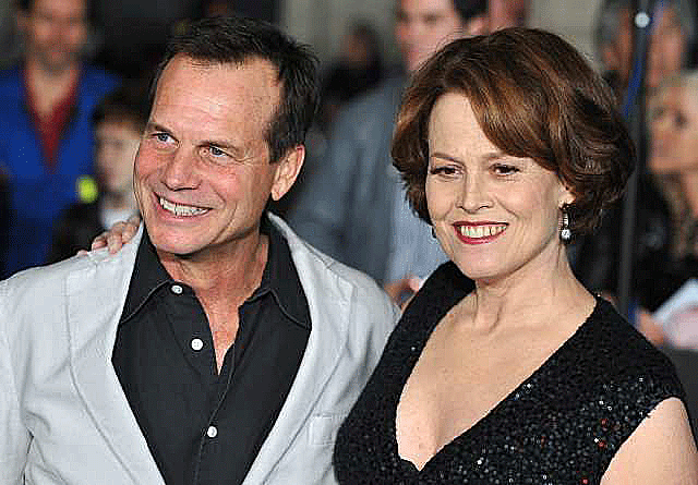 Bill Paxton and Sigourney Weaver