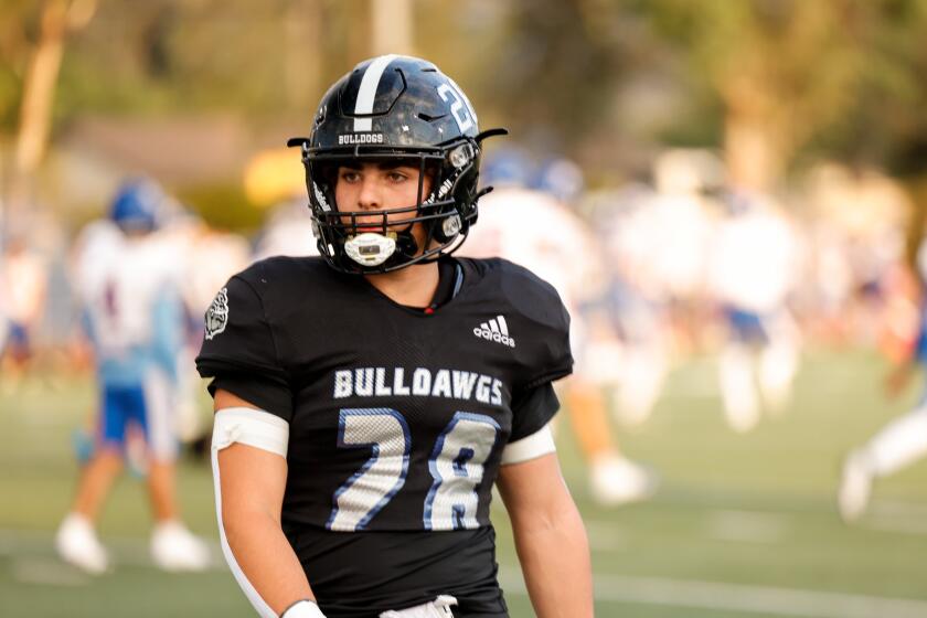 Bulldogs fullback Ryan Dutra scored a touchdown with a 1-yard run into the end zone following a 72-yard drive.