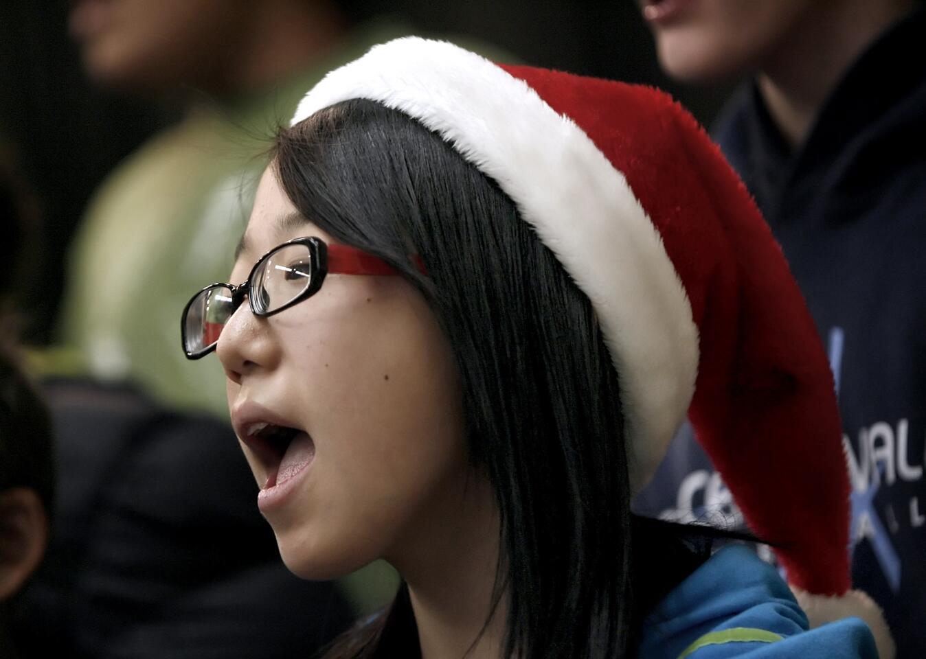 Photo Gallery: Dunsmore Elementary sings for the holidays