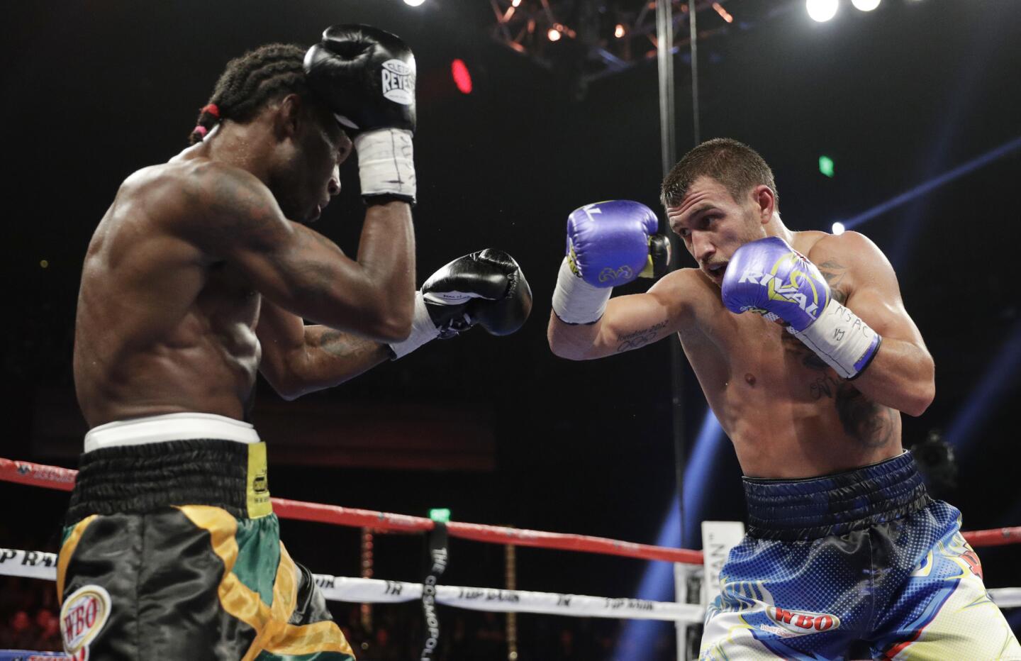 APphoto_Walters Lomachenko Boxing