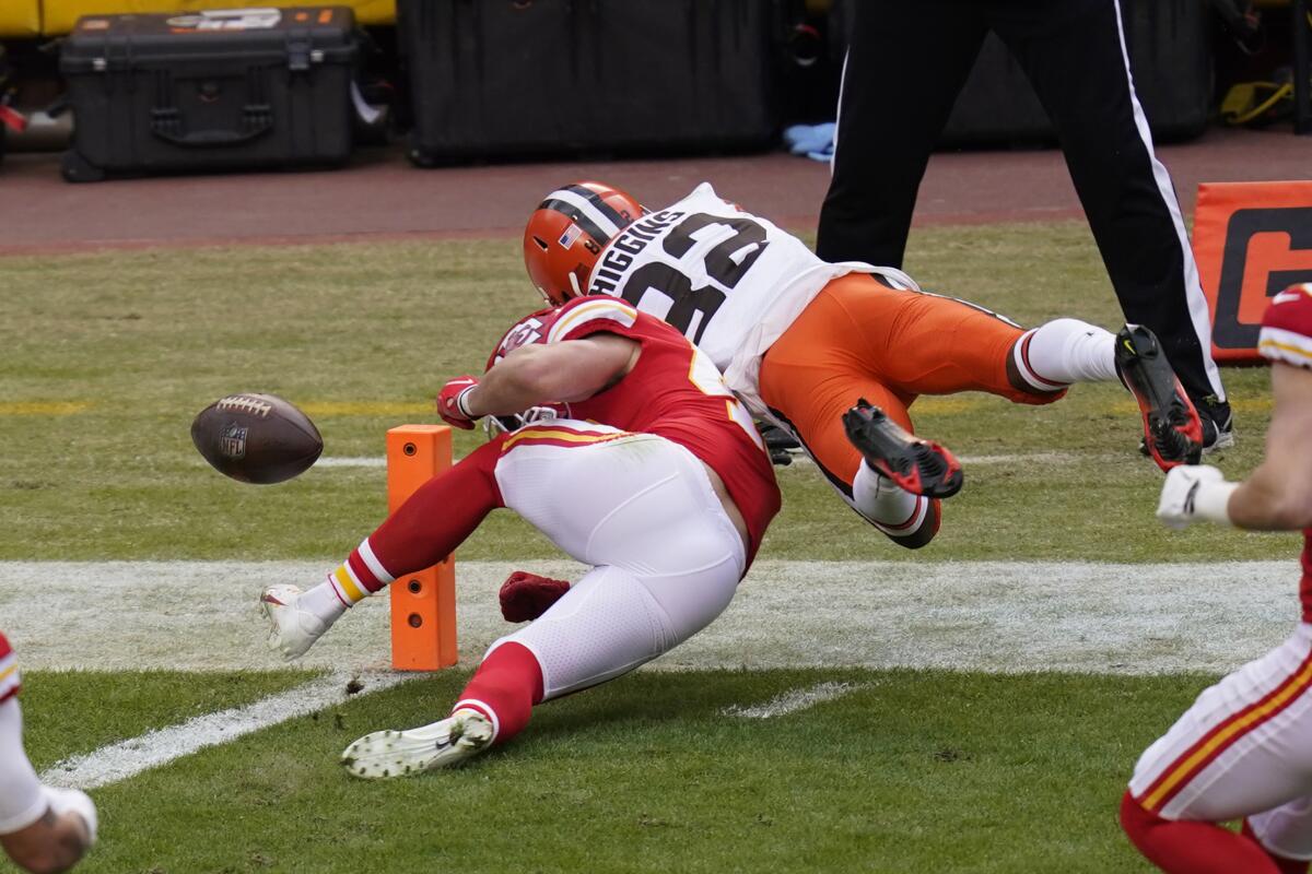 Chiefs vs. Browns score: Despite Patrick Mahomes concussion, Kansas City  reaches third straight AFC title game 