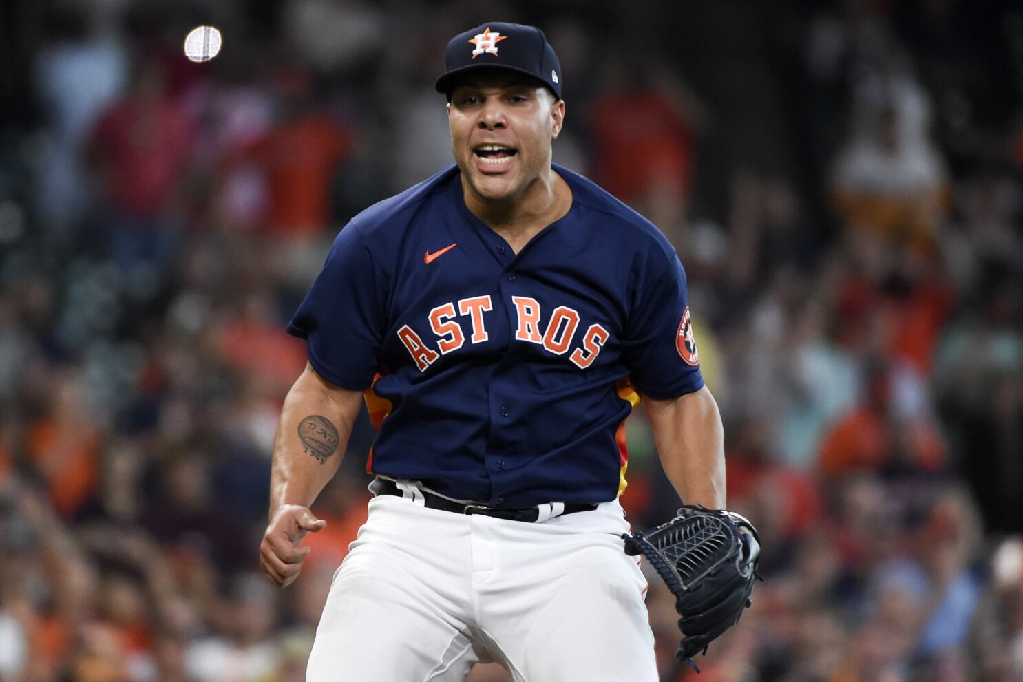 Photo: Houston Astros Bryan Abreu Throws in Eight Inning