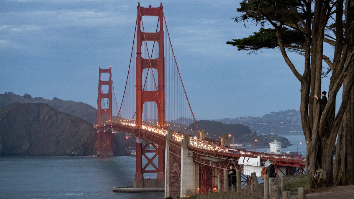 Golden Gate Bridge, in 'fair' shape, gets $400 million to brace against earthquakes