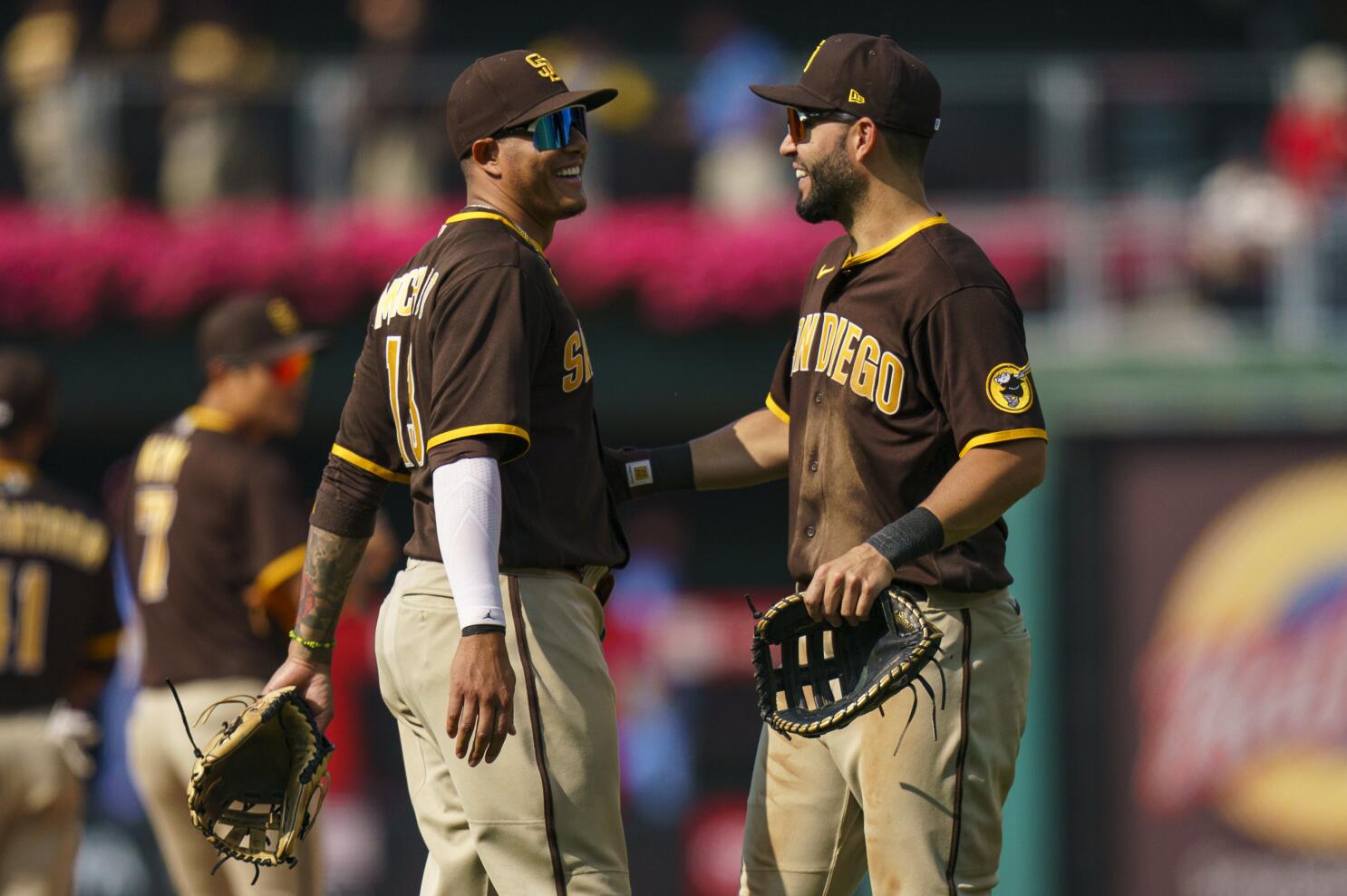 Column: Home sweet home? Padres happily keep winning on road - The