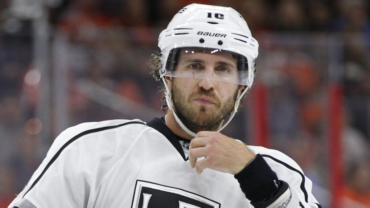 Mike Richards was recalled on Sunday from Manchester (N.H.) of the American Hockey League.