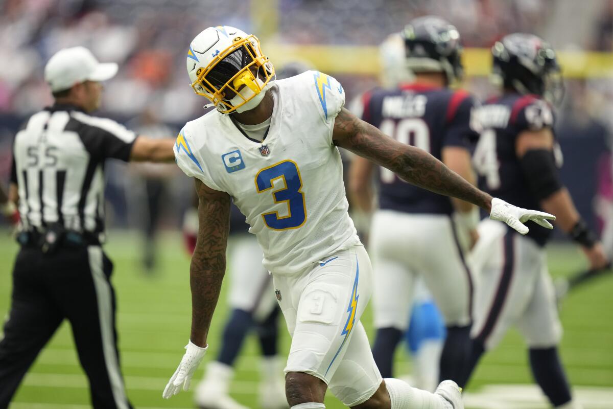  Chargers safety Derwin James Jr. (3) celebrates a stop against the Houston Texans.