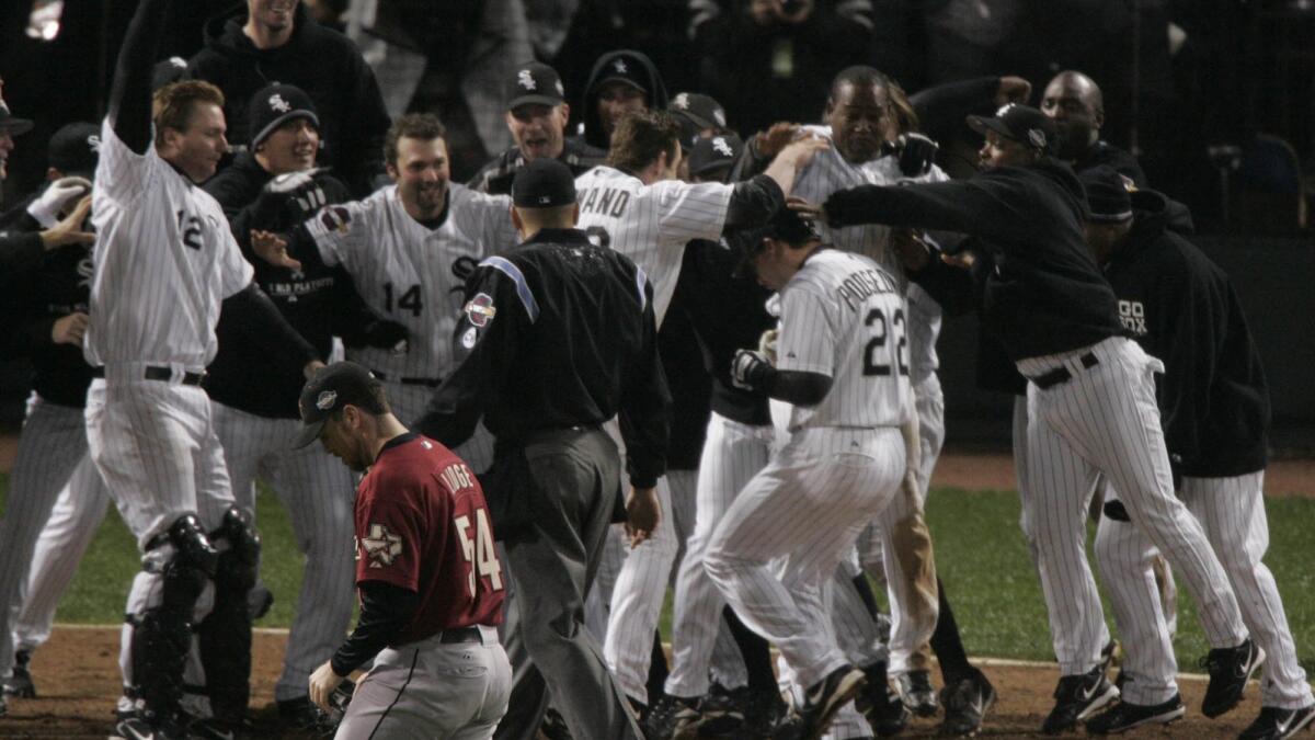 White Sox 2005 GIF - White Sox 2005 World Series - Discover