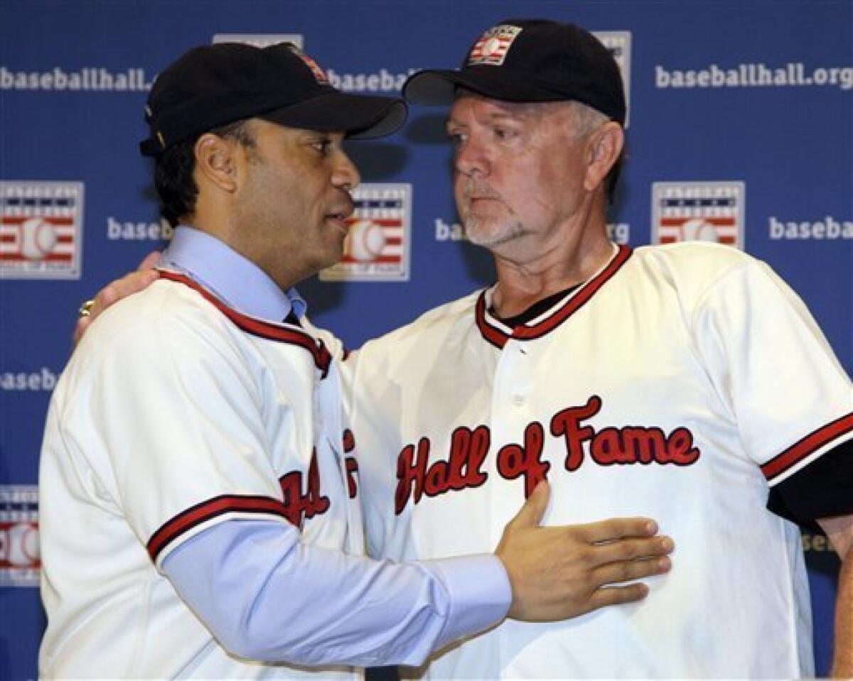 Roberto Alomar and Bert Blyleven Elected to Hall of Fame - The New York  Times