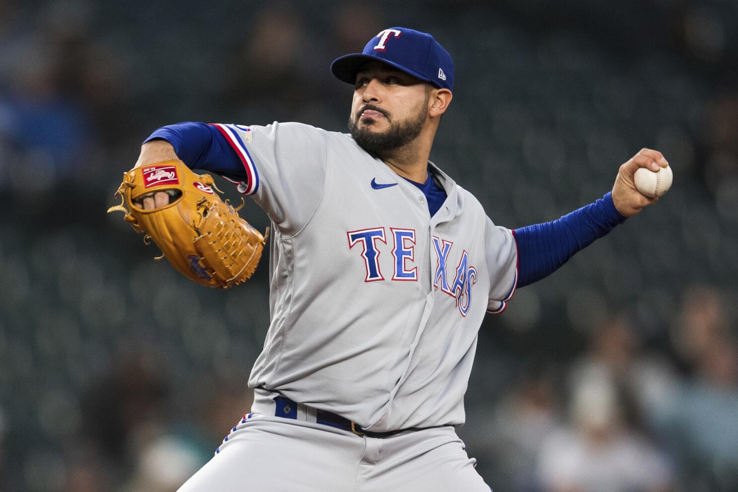 Martin Perez accepting the qualifying offer looks like solid deal