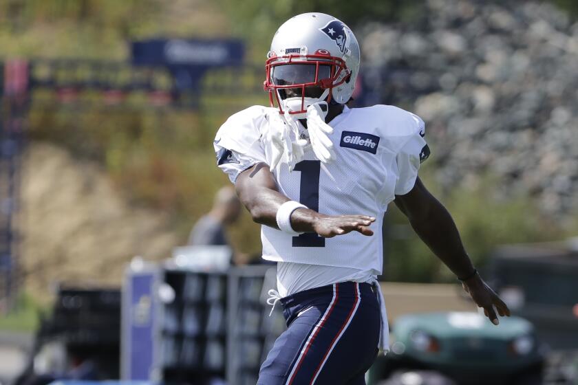 New England Patriots wide receiver Antonio Brown works out during an NFL football practice, Wednesday, Sept. 11, 2019, in Foxborough, Mass. Brown practiced with the team for the first time on Wednesday afternoon, a day after his former trainer filed a civil lawsuit in the Southern District of Florida accusing him of sexually assaulting her on three occasions. (AP Photo/Steven Senne)