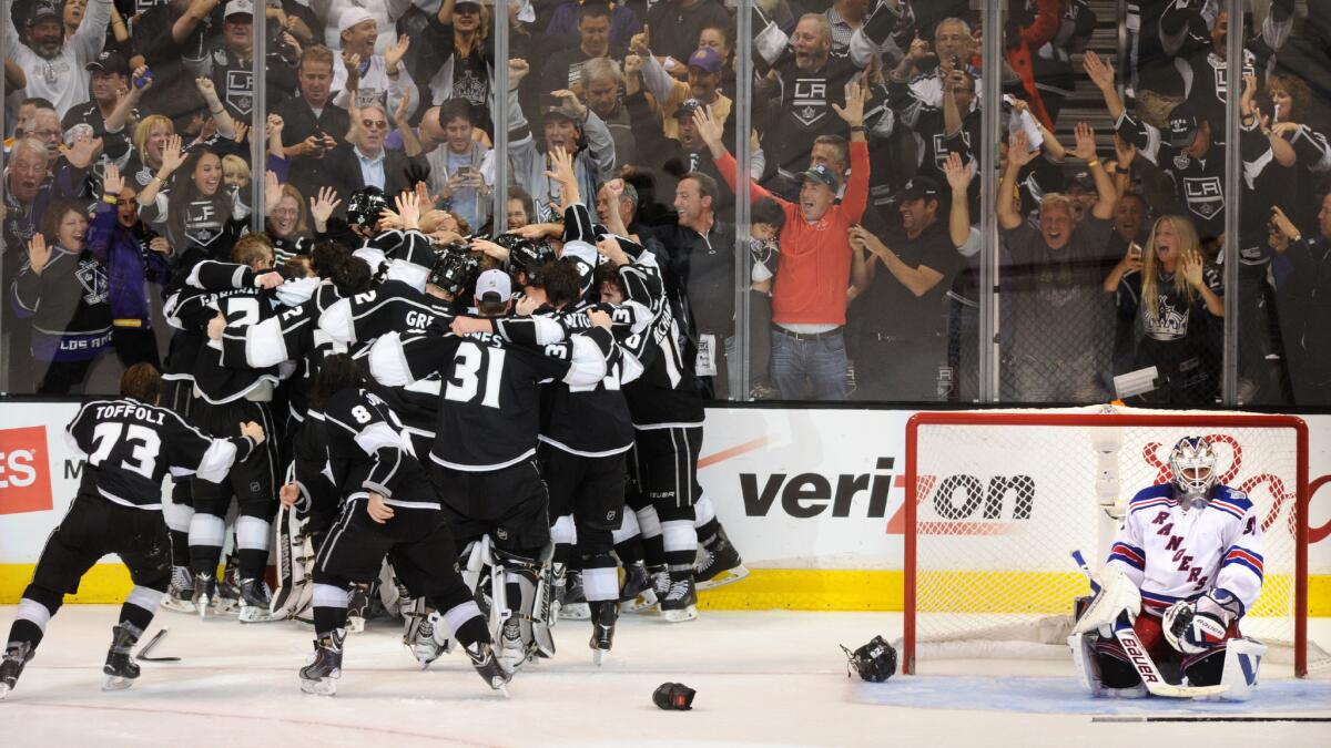 Kings 3, Rangers 2 (2OT): Martinez's goal clinches Stanley Cup for